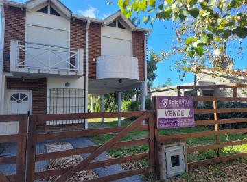 Casa de 5 ambientes, Mar de Ajó · Duplex Sobre Lote de 400 m² + Proyecto de Inversión