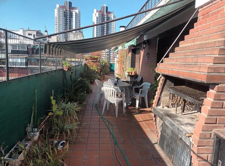 Casa · 170m² · 7 Ambientes · 1 Cochera