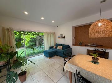 Casa · 130m² · 3 Ambientes · 1 Cochera · Casa en Santa Teresita en Lote Propio con Dos Departamentos