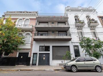 PH · 84m² · 3 Ambientes · Excelente PH Al Frente 3 Amb. en Almagro - 97 m²