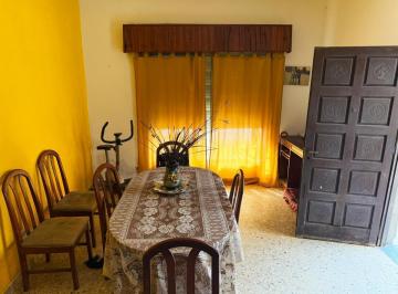 PH · 89m² · 3 Ambientes · Venta PH Bernal Oeste, 3 Ambientes, 2 Dorm, 2 Baños