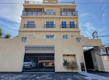 Departamento · 38m² · 2 Ambientes · 1 Cochera · Venta Departamento 2 Ambientes Villa Luzuriaga Cochera