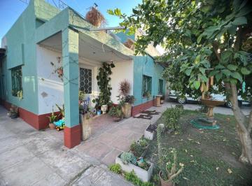 Casa · 98m² · 3 Ambientes · 1 Cochera · Casa 3 Ambientes Venta Guernica con Departamento