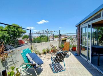 PH · 66m² · 3 Ambientes · PH 3 Ambientes en Venta Pompeya Patio Quincho Terr