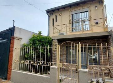 Casa · 55m² · 4 Ambientes · Duplex de 4 Amb en Venta en El Talar, Tigre