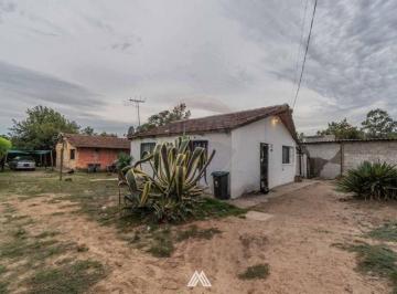 Casa · 124m² · 3 Ambientes · 1 Cochera · Venta Casa El Pinar Gran Terreno