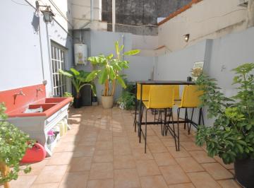 PH · 35m² · 2 Ambientes · Lacarra 1178: Impecable 2amb. Patio de 5.80x3.30, Sin Exp.