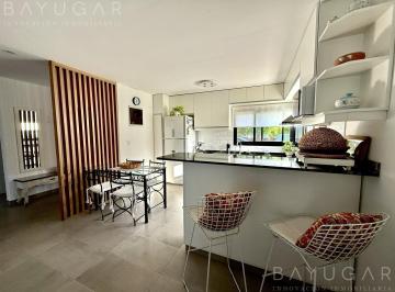 Casa · 107m² · 4 Ambientes · 2 Cocheras · Venta Casa - Barrio Privado San Ramón, Pilar del Este
