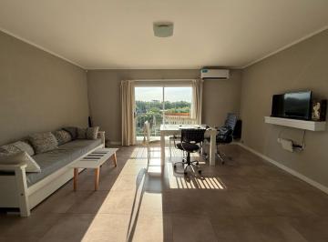 Departamento · 65m² · 2 Ambientes · Departamento en Lobos