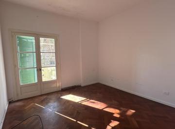 PH · 70m² · 3 Ambientes · PH en Alquiler en La Lucila