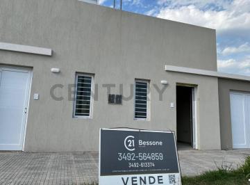 Casa · 3 Ambientes · 1 Cochera · Venta de Casa 3 Ambientes, Rafaela