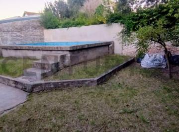 PH · 2 Dormitorios · Casa en PH en Alquiler.