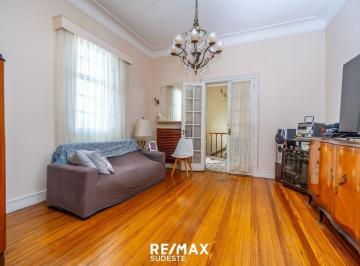 PH · 180m² · 4 Ambientes · Casa Señorial en Venta