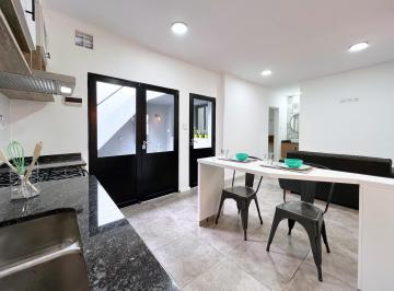 PH · 33m² · 2 Ambientes · PH en Venta Barrio Bella Vista 1 Dormitorio Reciclado