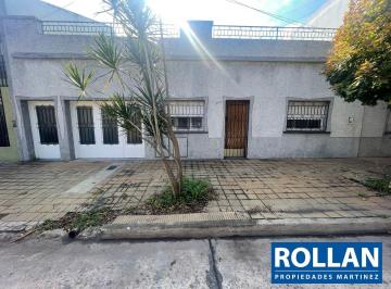 PH · 77m² · 3 Ambientes · 1 Cochera · PH de 3 Amb, en Planta Baja Fte con Cochera Cub.
