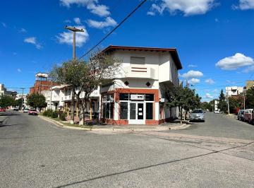 Edificio · 530m² · 4 Ambientes · 5 Cocheras · 6 Triplex + Local + 2 Dptos - en Block Pleno Centro