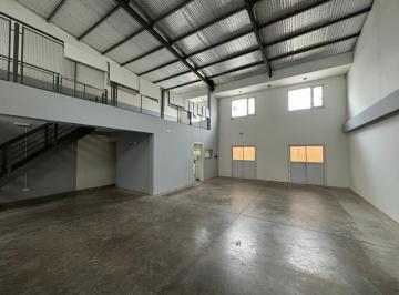 Local comercial · 130m² · Local en Venta