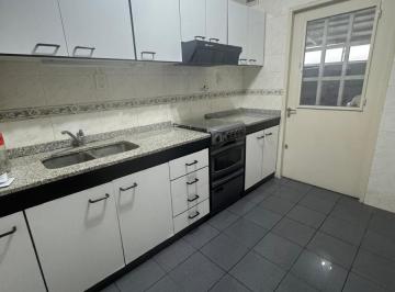 Departamento · 120m² · 4 Ambientes · 1 Cochera · Departamento en Villa del Parque