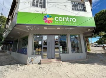 Local comercial · 465m² · Locales Comerciales y Departamentos en Calle San Martin, Neuquen