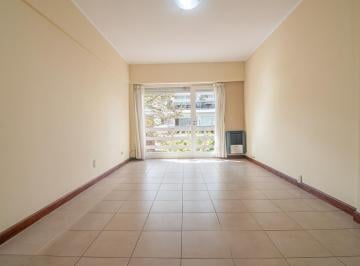 Departamento · 60m² · 3 Ambientes · Alquiler Departamento 3 Amb Plaza Mitre
