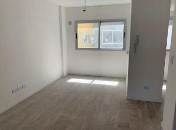 Departamento de 2 ambientes, Flores · Bogota Al 2200 - Excelente Unidad de 2 Ambientes - Apto Profesional