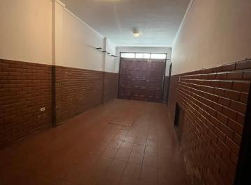PH · 90m² · 3 Ambientes · Alquiler 24 Meses - PH 3 Ambientes con Garaje - Las Avs