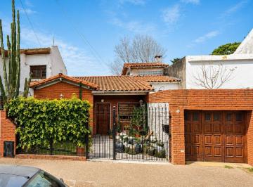 KNK-KNK-4892_2 · Oportunidad Casa a Nuevo Villa Sarmiento Escucha Oferta