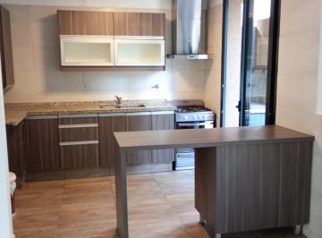 La propiedad se encuentra en la mejor zona de Villa Belgrano, rodeada de la natu · Inmobiliaria - Casa en Alquiler en Housing con Seguridad