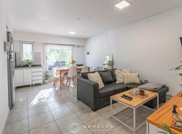 PH · 42m² · 2 Ambientes · 1 Cochera · PH en Villa Primera