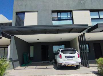 Casa de 7 ambientes, Córdoba · Duplex Amoblado Exclusivo