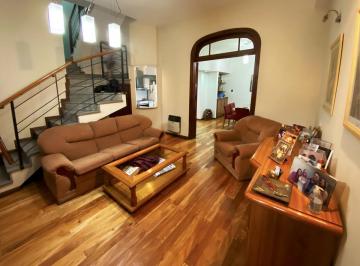 Casa · 157m² · 7 Ambientes · 1 Cochera · Moreno 7 Bis - Casa 4 Dorm. - Rosario