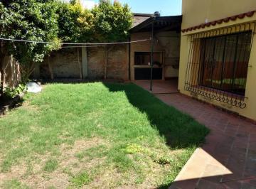 Departamento · 165m² · 6 Ambientes · 1 Cochera · Casa Al Frente / Mendoza 3500 (Echesortu)