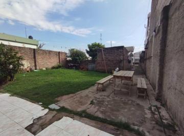 Casa · 80m² · 4 Ambientes · Casa 4 Ambientes a Refaccionar en Aldo Bonzi