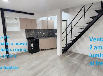 PH · 45m² · 2 Ambientes · Venta PH Al Frente en Constitucion 2 Amb, a Nuevo