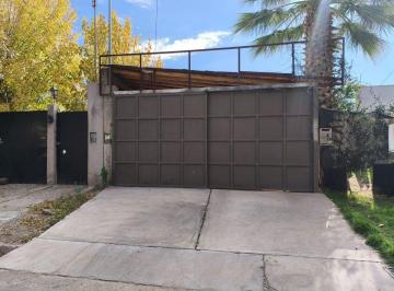 Casa · 175m² · 7 Ambientes · 1 Cochera · Casa 3 Hab Barrio Privado Los Aromos, Maipú