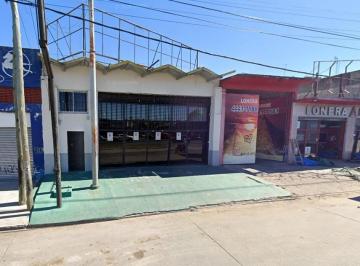 Bodega-Galpón · 332m² · Galpón y Local Comercial S/ Av 332 m² - San Justo