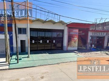 Bodega-Galpón · 332m² · Galpón y Local Comercial S/ Av 332 m² - San Justo