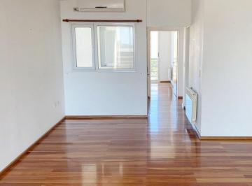 Departamento · 77m² · 3 Ambientes · 1 Cochera · Departamento en Venta - 2 Dorm. 2 Baños - Pergamino