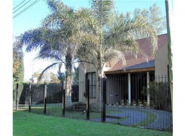 Casa · 283m² · 5 Ambientes · 5 Cocheras · Alquiler Casa Quinta 5 Ambientes Pileta Impecable