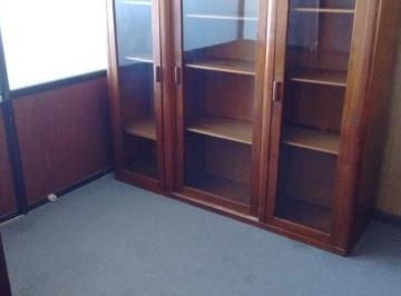 Oficina comercial · 55m² · 4 Ambientes · Oficina en Galeria Comercial con Ascensor. Laprida 165. Lomas de Zamora Oeste