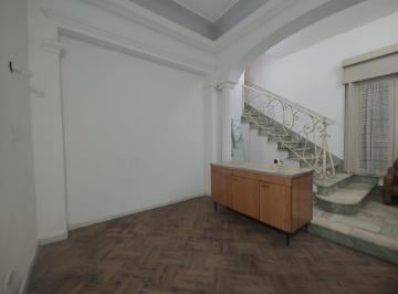 PH · 65m² · 3 Ambientes · Venta Ph - 4 Ambientes - Terraza Propia y Patio