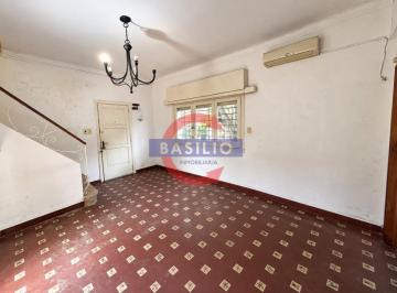 Casa · 130m² · 4 Ambientes · 1 Cochera · Venta Chalet de 4 Ambientes a Reciclar C/ Jardín en V. López