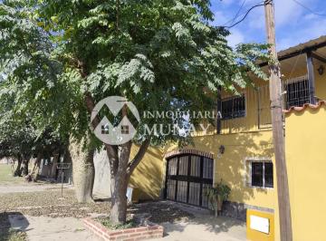 Casa · 250m² · 6 Ambientes · 1 Cochera · Casa en Venta San Luis Salta