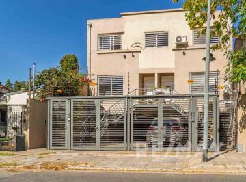 PH · 104m² · 4 Ambientes · 2 Cocheras · Venta PH en Olivos 4 Amb. con Cochera y Jardin