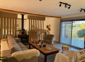 Casa · 160m² · 4 Ambientes · 2 Cocheras · Venta Casa Tanti Barrio Privado Keoken 3 Dor 2b