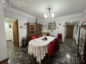 Departamento · 92m² · 4 Ambientes · Venta de Depto de 4 Ambientes con Balcón en Villa Crespo