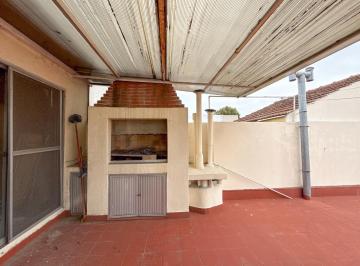 Departamento · 80m² · 4 Ambientes · Venta - Departamento - 4 Ambientes - Terraza - Barracas