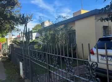 Casa · 75m² · 3 Ambientes · 2 Cocheras · Casa en Venta en Villa Morra, Pilar, G. B. a. Zona Norte