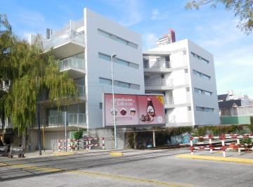 Garage · 10m² · Cochera - Nuñez