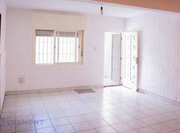 PH · 110m² · 4 Ambientes · PH Independiente Retasado en Ramos Mejia con Patio y Parrilla